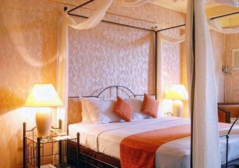 Cebu Grand Hotel Екстер'єр фото