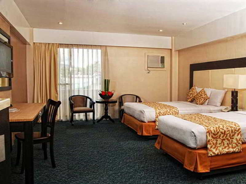 Cebu Grand Hotel Екстер'єр фото